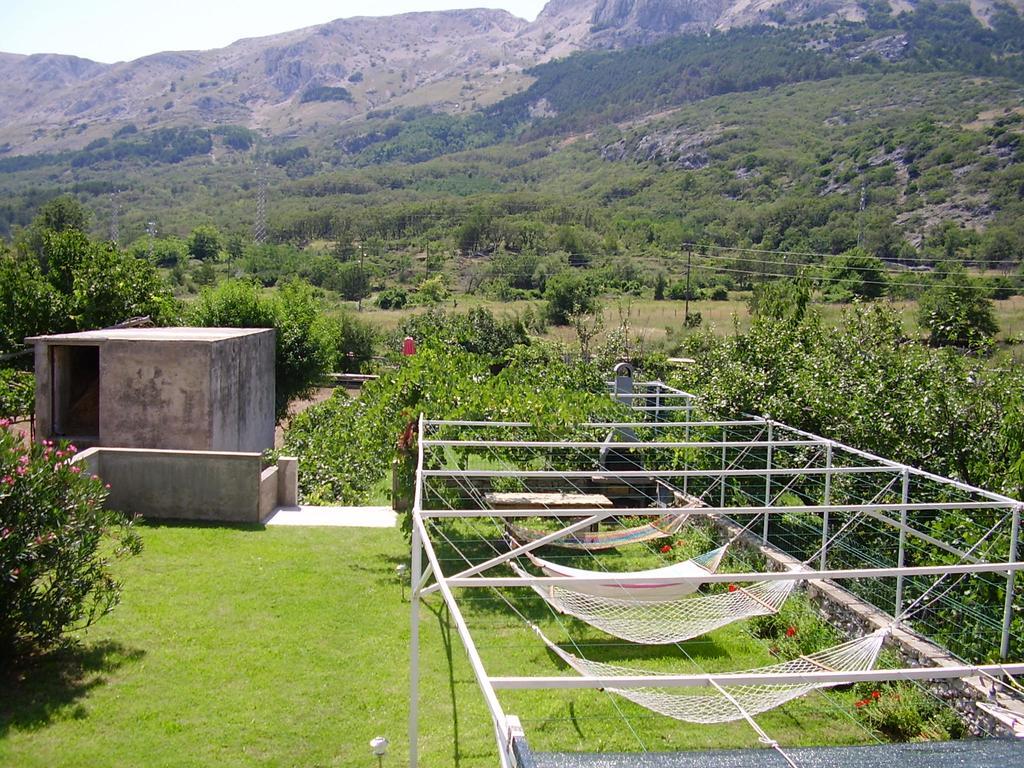 Guest House Darinka Draga Bašćanska Екстериор снимка